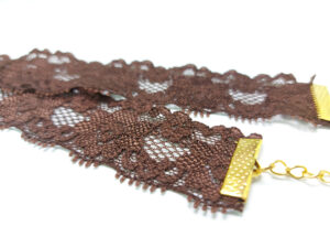Hnědý krajka choker