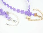 Fialový květinový choker náhrdelník