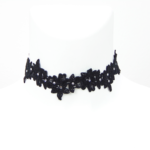 Krajkový gothic choker s krystaly